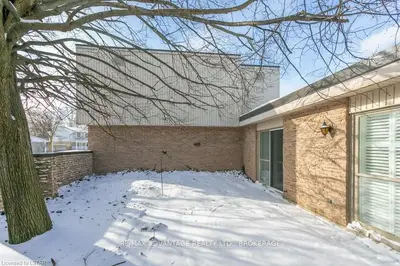 544 Cranbrook Road, London South, On N6k 2x3