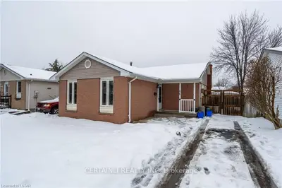 86 Muriel Crescent, London South, On N6e 2k5