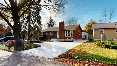 77 Godfrey Drive, London East, On N5v 2e8
