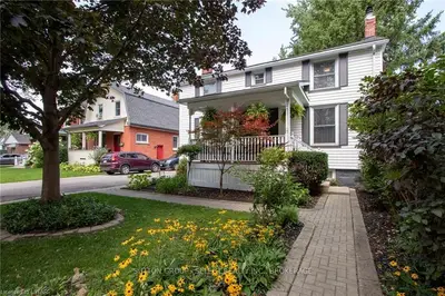 152 Norman Street, Stratford, On N5a 5r9