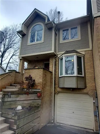 9 Ailsa Place 34, London South, On N5z 4z6