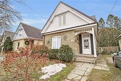 69 Smith Street, London East, On N5z 2c6