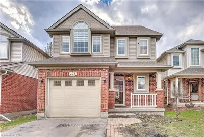 773 Blacksmith Street, London North, On N6h 5r6