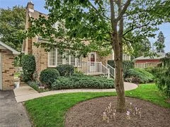 38 Rosel Crescent, London South, On N6c 2l2