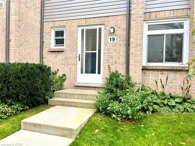 1294 Byron Baseline Road W 19, London South, On N6k 4h7