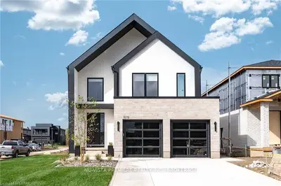 1572 MEDWAY PARK Drive, London North, ON N6G 3W1