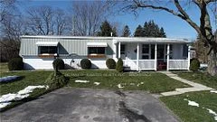 6 PEBBLE BEACH Parkway, South Huron, ON N0M 1T0