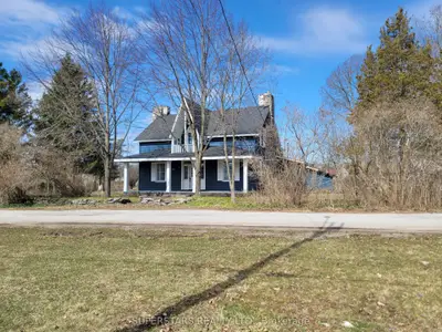 100 Front Street E, Kawartha Lakes, On K0m 1a0