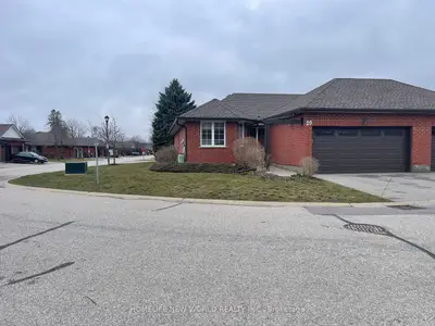 10 Isherwood Avenue 29, Cambridge, On N1r 8l7