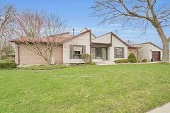 153 mcmaster Drive, London South, ON N6K 1J6