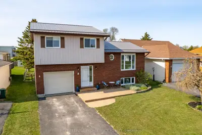 12 First Avenue, Prince Edward County, On K0k 3l0