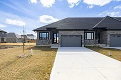 478 Kip Lane, Plympton-wyoming, On N0n 1t0
