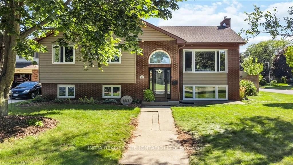 301 Newton Court, Sarnia, On N7s 3y8