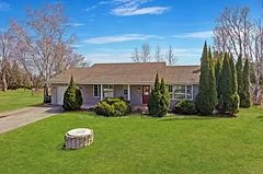 1332 Gail Park Drive, Selwyn, On K0l 1t0