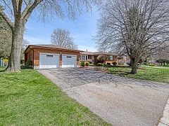 6 Brickwood Boulevard, Ingersoll, On N5c 3s1