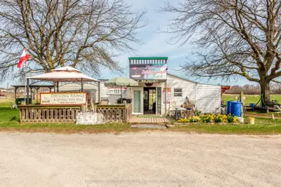 1732 Merrittville Hwy, Thorold, On, L3b 5n5