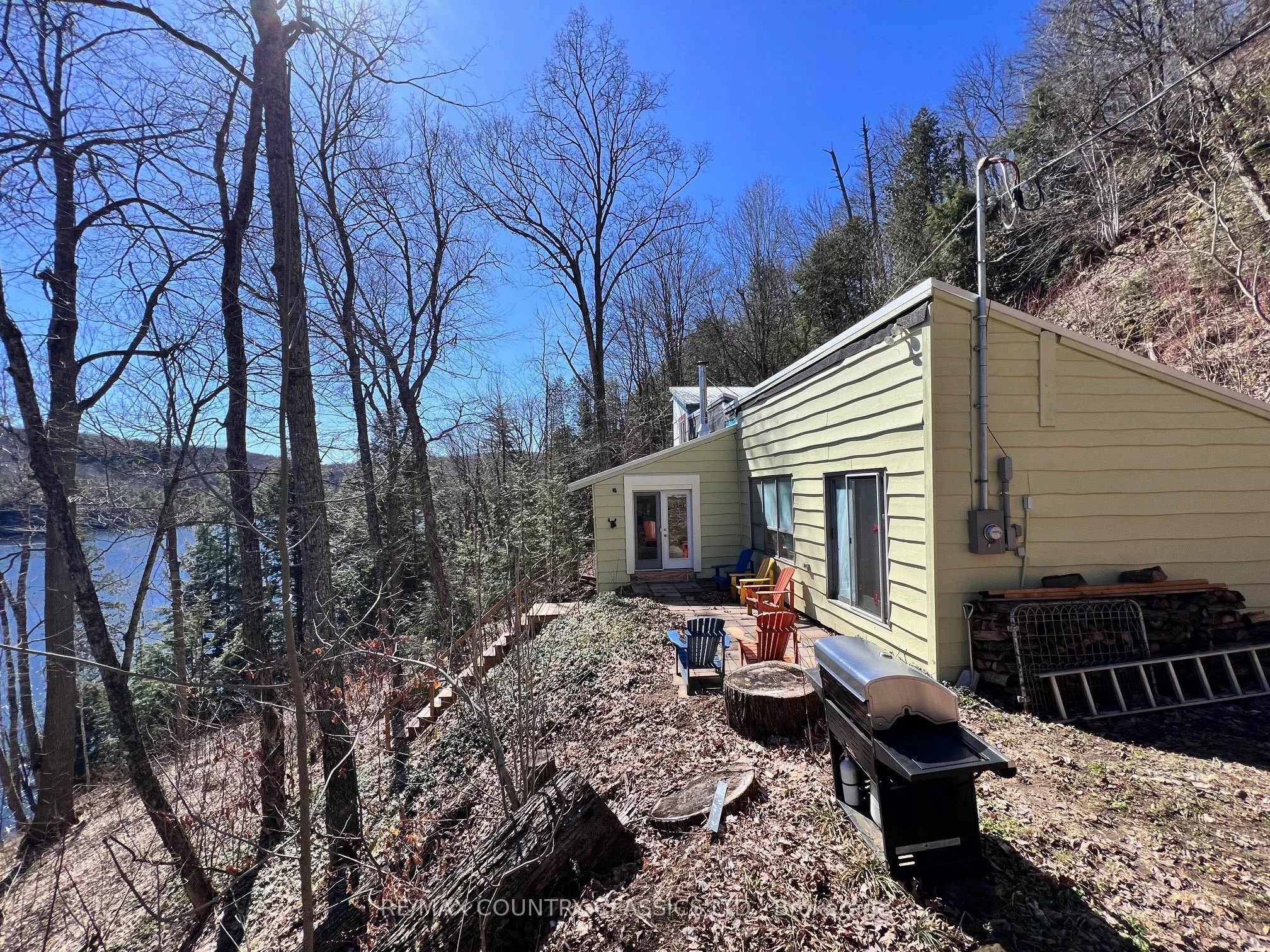 567 West Diamond Lake Road, Hastings Highlands, On K0l 1c0