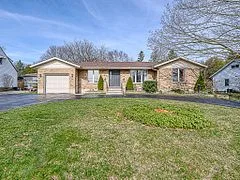 421 Wellington Street, Ingersoll, On N5c 1v1