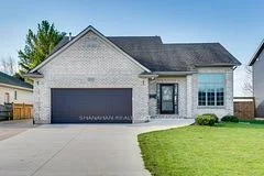 500 Isabella Street, Plympton-wyoming, On N0n 1t0