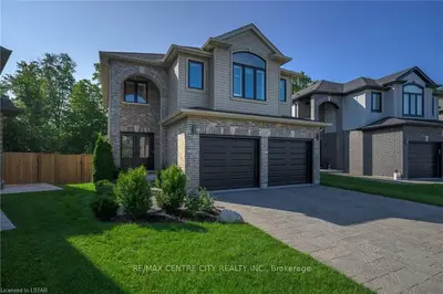 2180 Yellowbirch Place, London North, On N6g 5c1