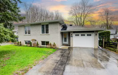 210 Frederick Street E, Wellington North, On N0g 1a0