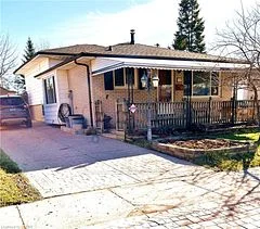 12 Upcott Crescent, London South, On N6e 1s7