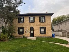 104 HARVEY Street 2, Chatham-Kent, ON N7M 1M3