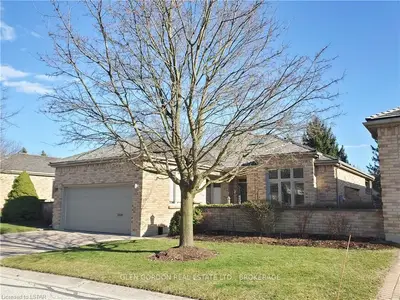 1040 RIVERSIDE Drive 34, London North, ON N6H 5N4