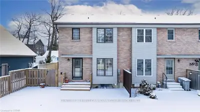12 PARK AV Avenue, Lambton Shores, ON N0M 1T0
