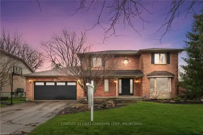 7025 Diane Crescent, London South, On N6p 1g2