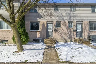490 Third Street 52, London East, On N5v 4a2