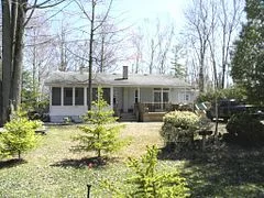 9596 ORCHARD Road, Lambton Shores, ON N0N 1J2