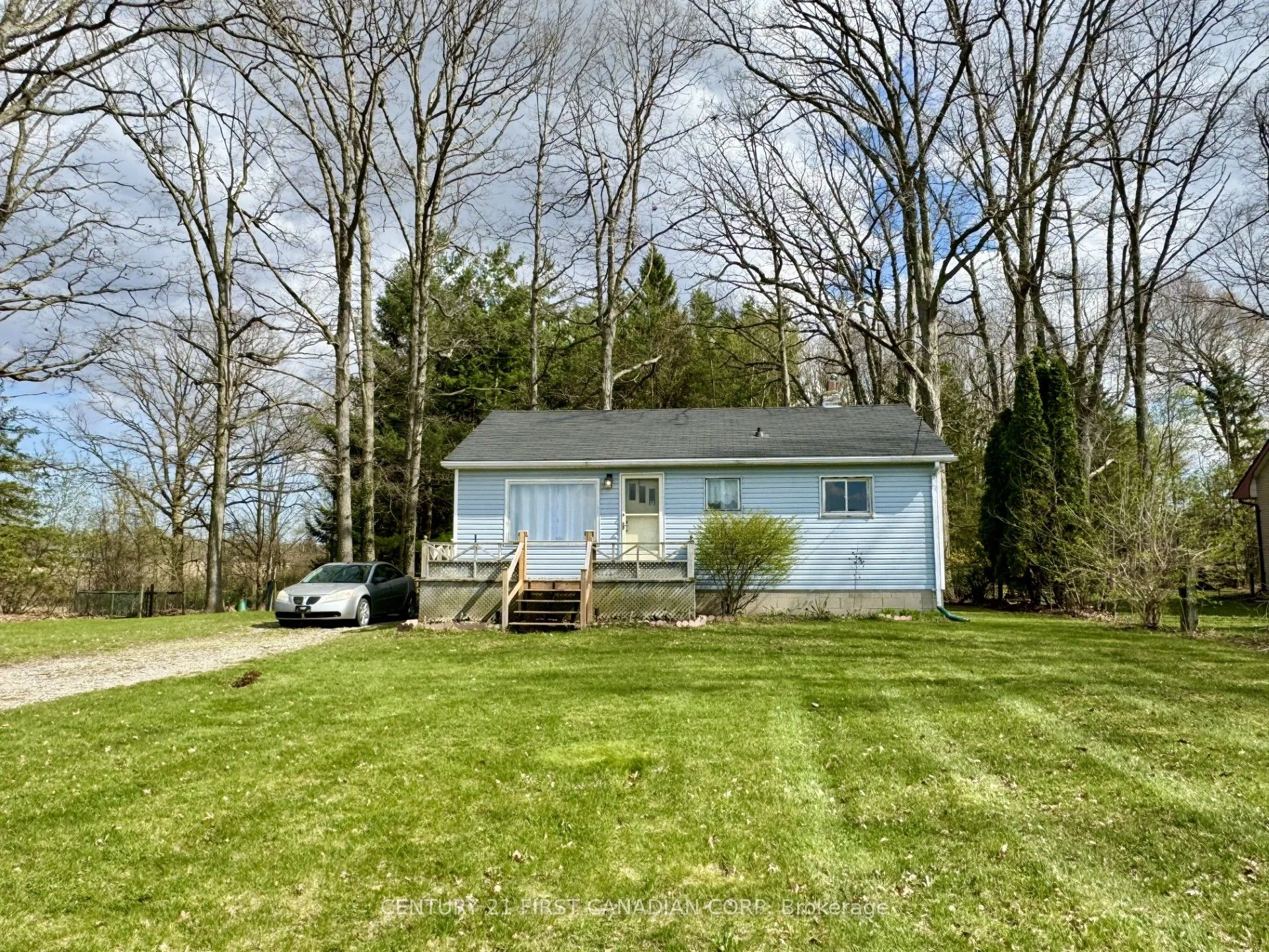 8449 Glendon Drive, Strathroy-caradoc, On N0l 1w0
