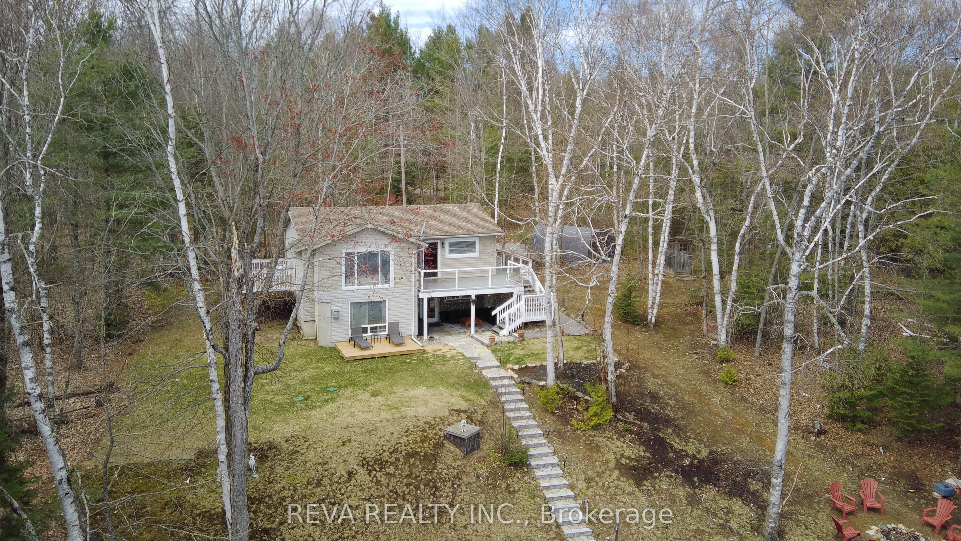 1724 Lewis Road, Highlands East, ON K0L 1M0