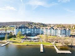 25 PEN LAKE POINT Road 209, Huntsville, ON P1H 1A9