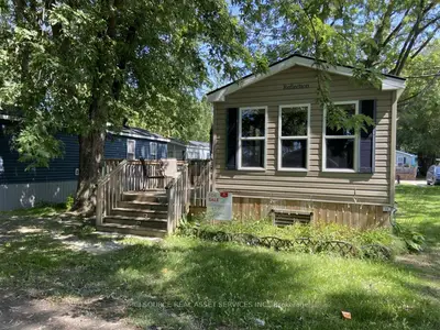 486 County Road Cbl014, Prince Edward County, On K0k 1p0