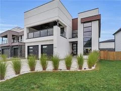 2252 WATEROAK Drive, London North, ON N6G 0R1