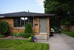 223 LAMORE Crescent, Strathroy-Caradoc, ON N7G 3N8
