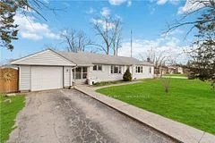 503 Broadway St, Plympton-wyoming, On, N0n 1t0