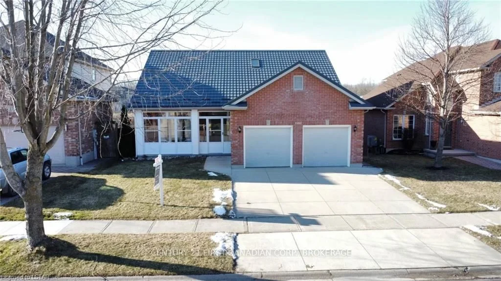 1185 Thornley Street, London South, On N6k 4v5