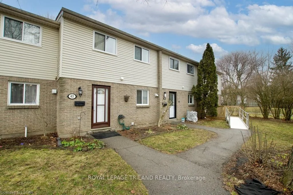 166 Southdale Road W 67, London South, On N6j 2j1