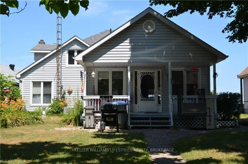 6292 Spruce Street, Lambton Shores, On N0n 1j2
