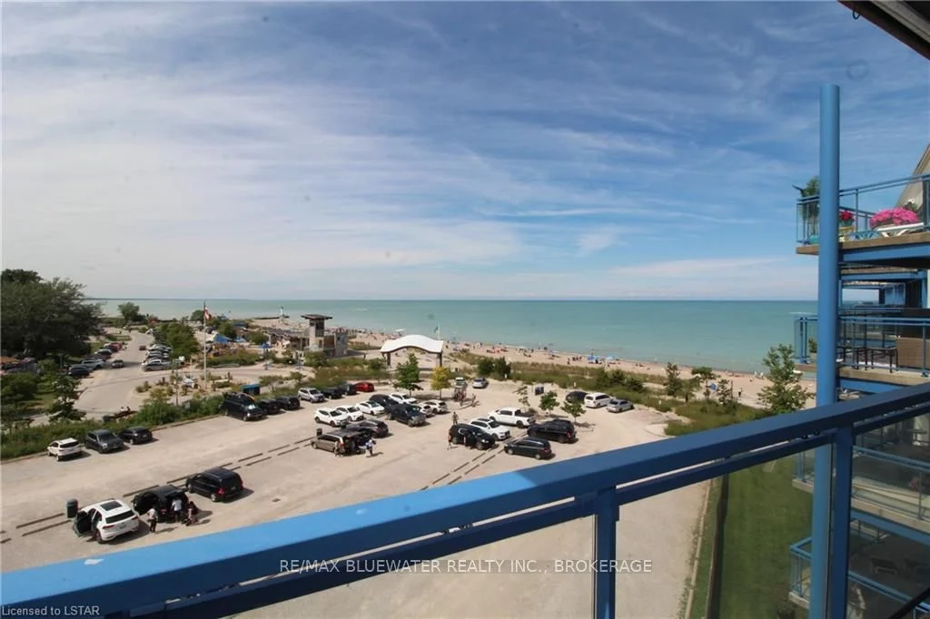 9 Pine Street 608, Lambton Shores, On N0m 1t0