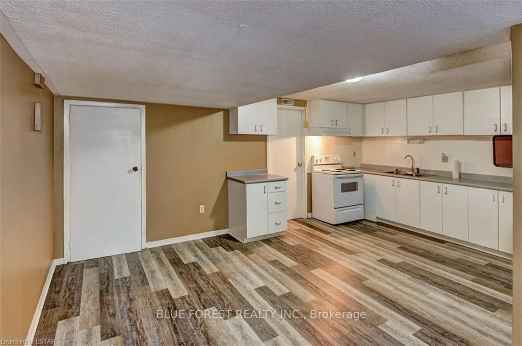 75 BRENNAN Drive, Strathroy-Caradoc, ON N7G 3S2