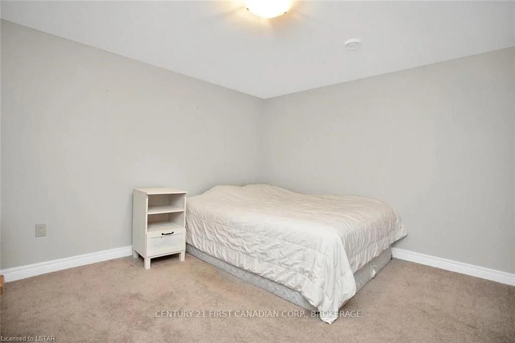 420 HUDSON Drive, London East, ON N5V 1E6