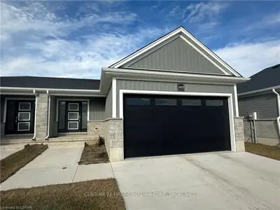 479 Main Street, Plympton-wyoming, On N0n 1t0