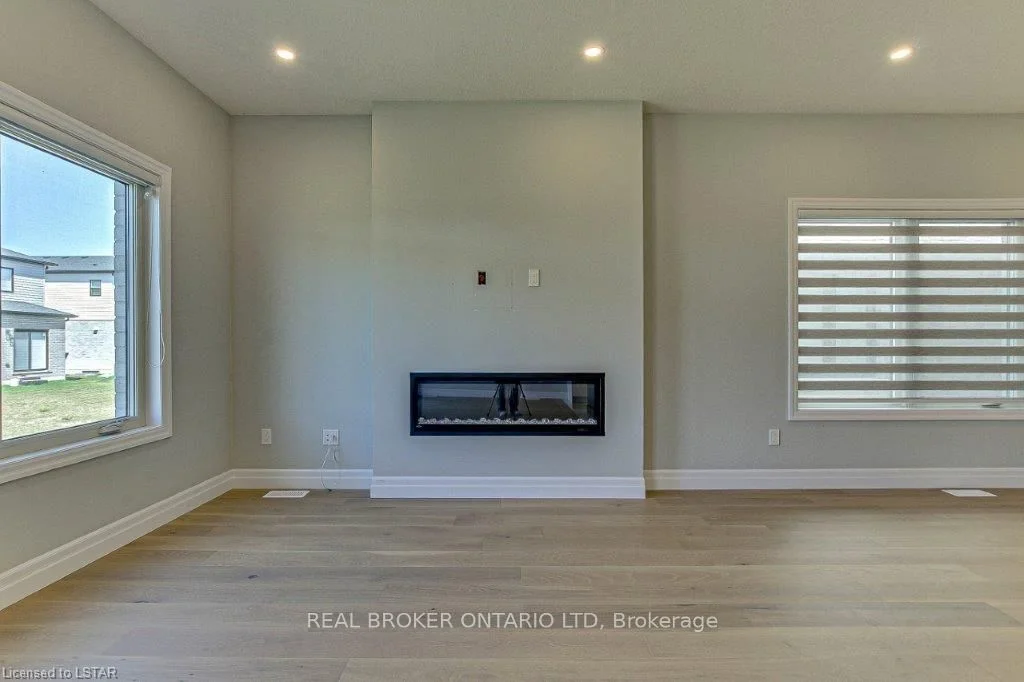 3869 AUCKLAND AVENUE , London South, ON N6L 0J2