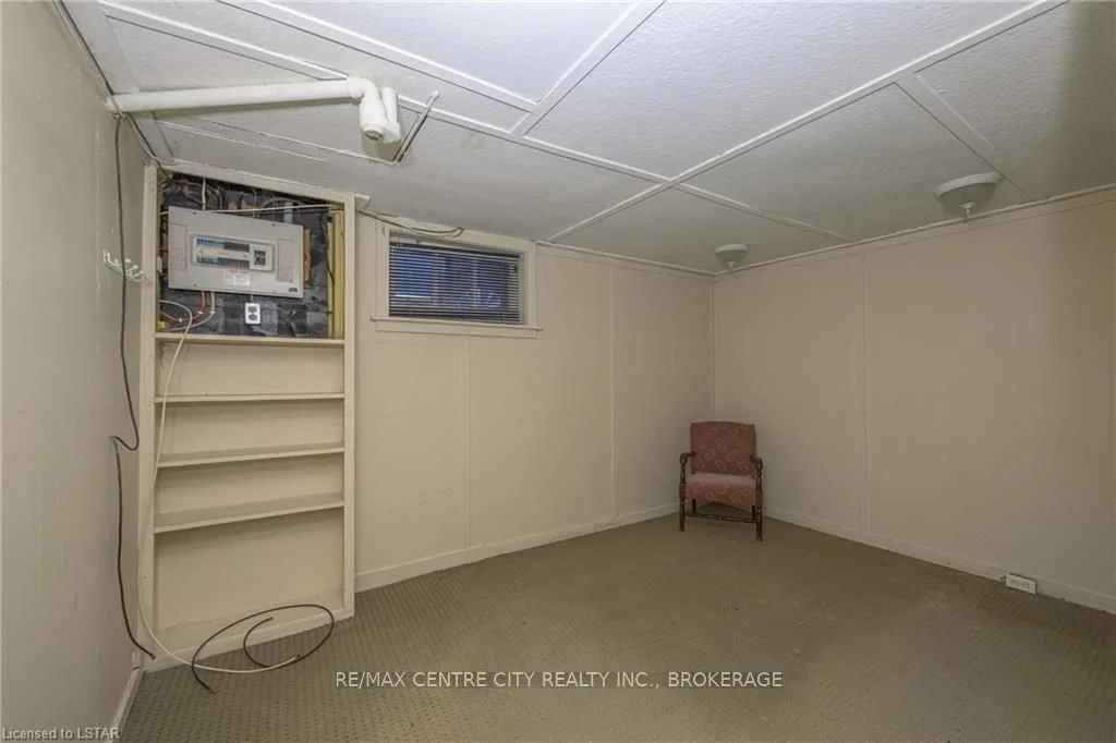 64 TREVITHEN Street, London South, ON N6C 4S8