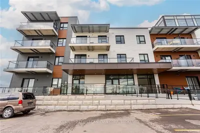 228 Mcconnell Street 418, South Huron, On N0m 1s3