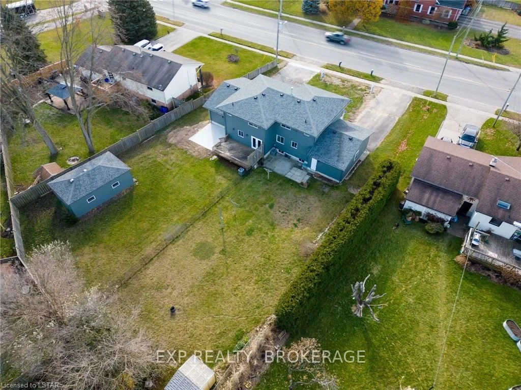 22268 Adelaide Street, Strathroy-caradoc, On N0l 1w0